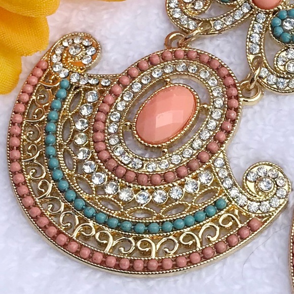 Boho Ethnic Earrings Rhinestone Dangles Goldtone - Picture 4 of 5